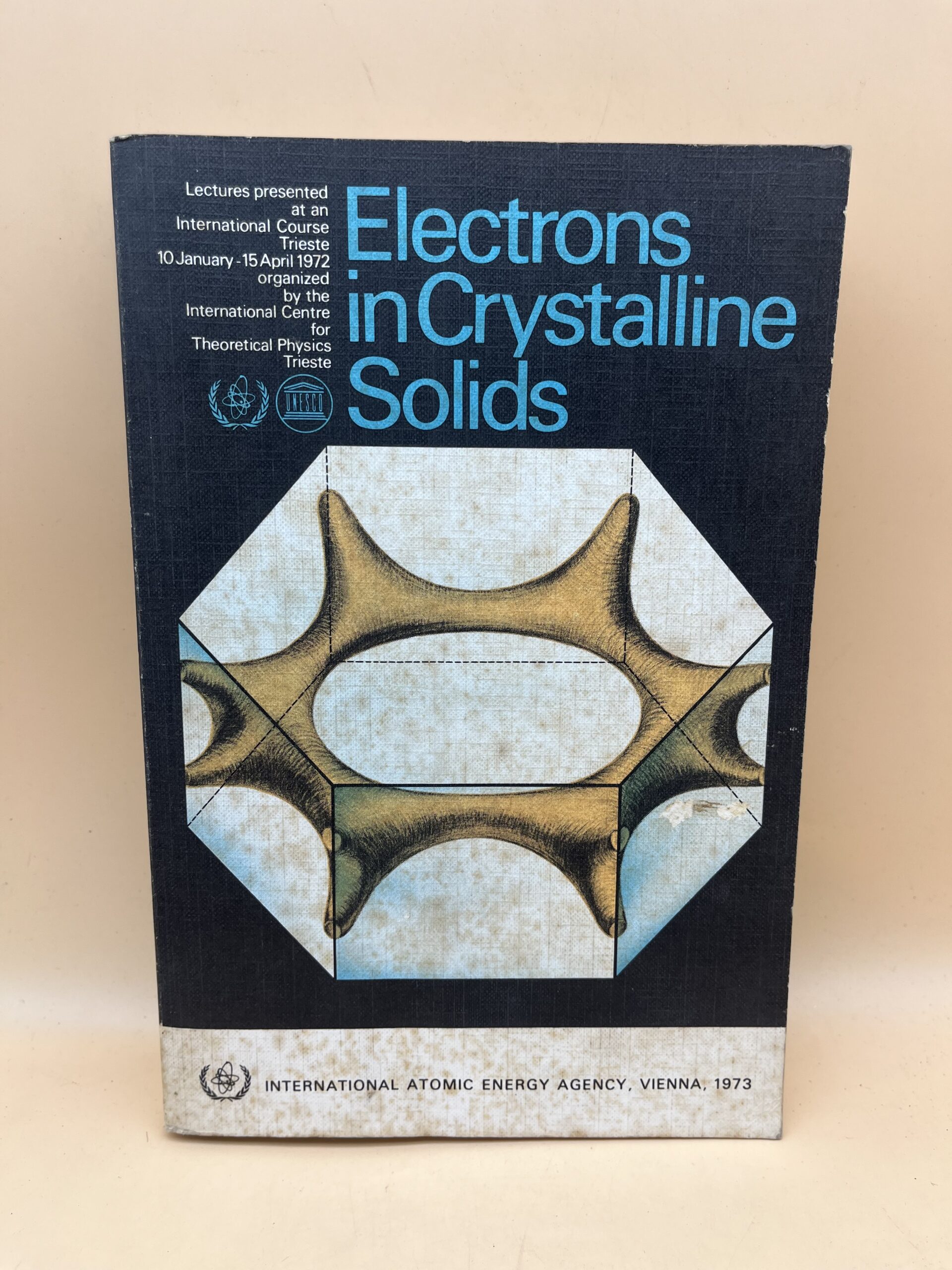 Electrons in Crystalline Solids